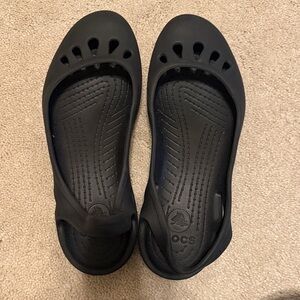 CROCS Kadee black slingback ballet flats size 10